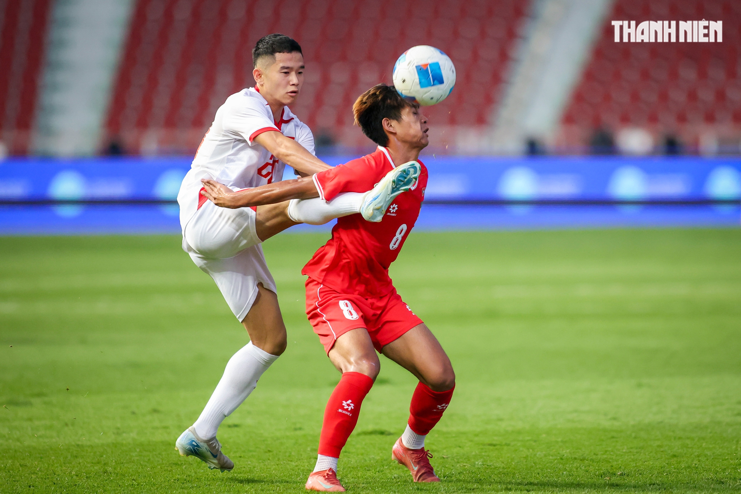 U.23 Việt Nam và những khởi nguồn giàu cảm xúc trên hành trình chinh phục HCV SEA Games 33- Ảnh 11. U.23 Việt Nam và những khởi nguồn giàu cảm xúc trên hành trình chinh phục HCV SEA Games 33- Ảnh 11.