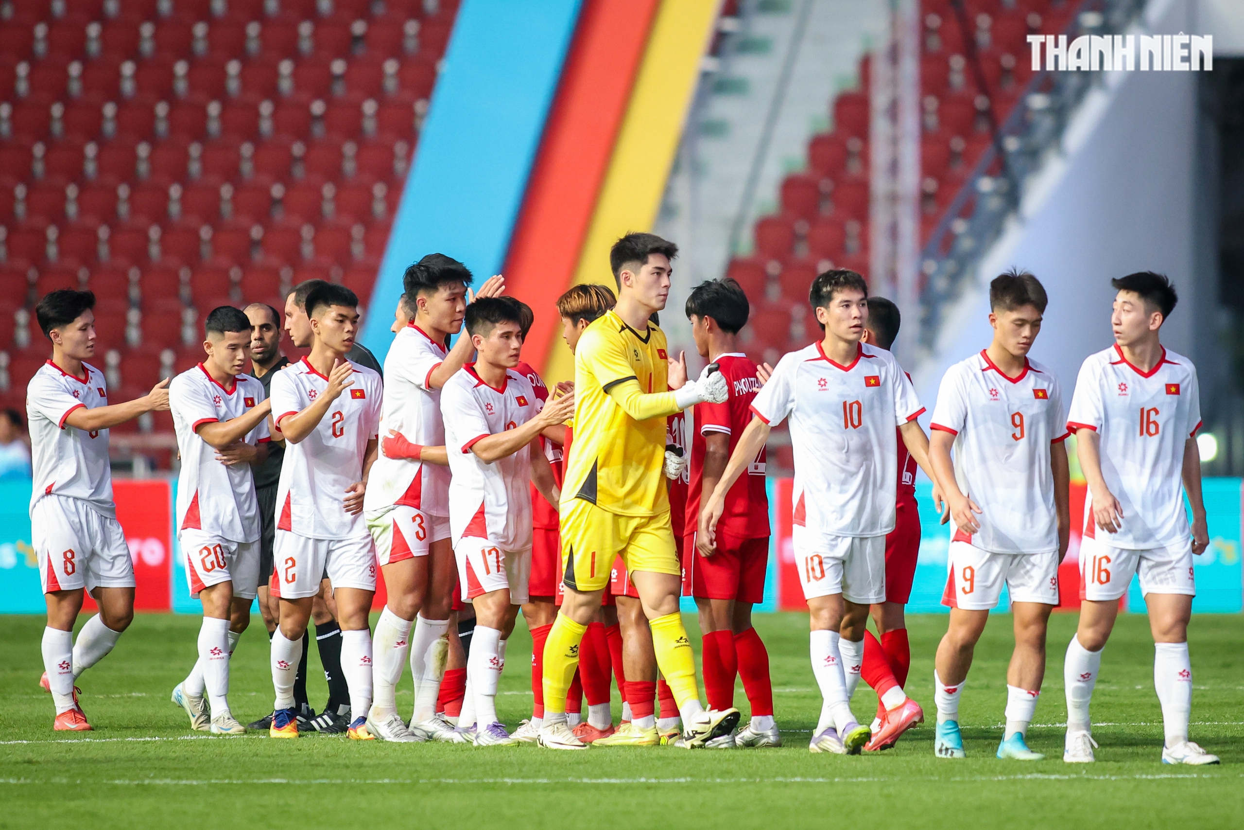 U.23 Việt Nam và những khởi nguồn giàu cảm xúc trên hành trình chinh phục HCV SEA Games 33- Ảnh 16. U.23 Việt Nam và những khởi nguồn giàu cảm xúc trên hành trình chinh phục HCV SEA Games 33- Ảnh 16.