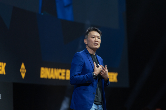 Ông Richard Teng, CEO sàn giao dịch Binance, phát biểu tại sự kiện hôm 3/12. Ảnh: Ban tổ chức cung cấp