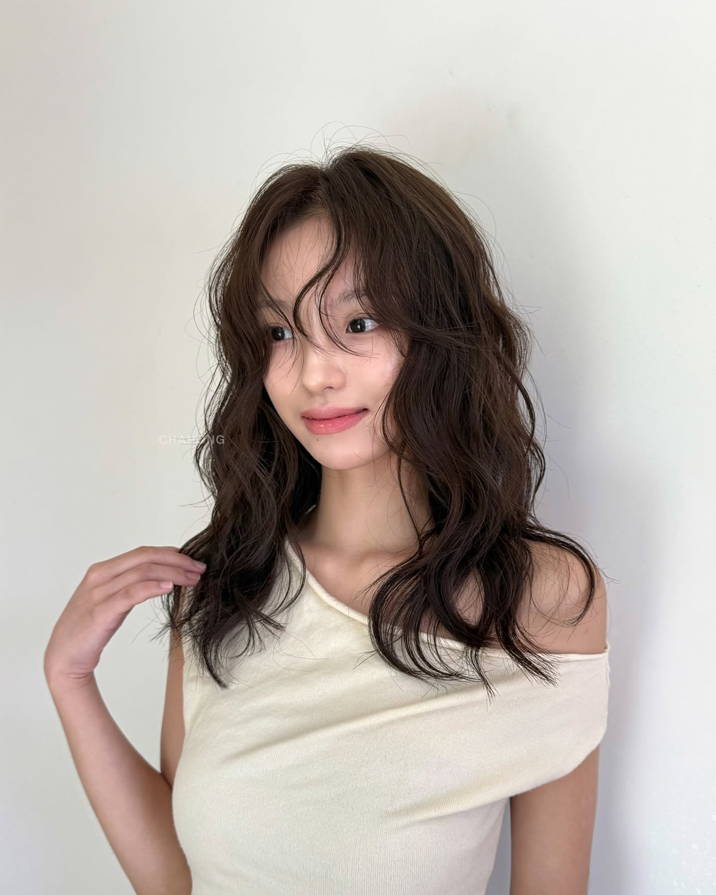 5 Kiểu tóc layer đẹp nhất giúp bạn tỏa sáng mọi lúc mọi nơi - Ảnh 10. 5 Kiểu tóc layer đẹp nhất giúp bạn tỏa sáng mọi lúc mọi nơi - Ảnh 10.