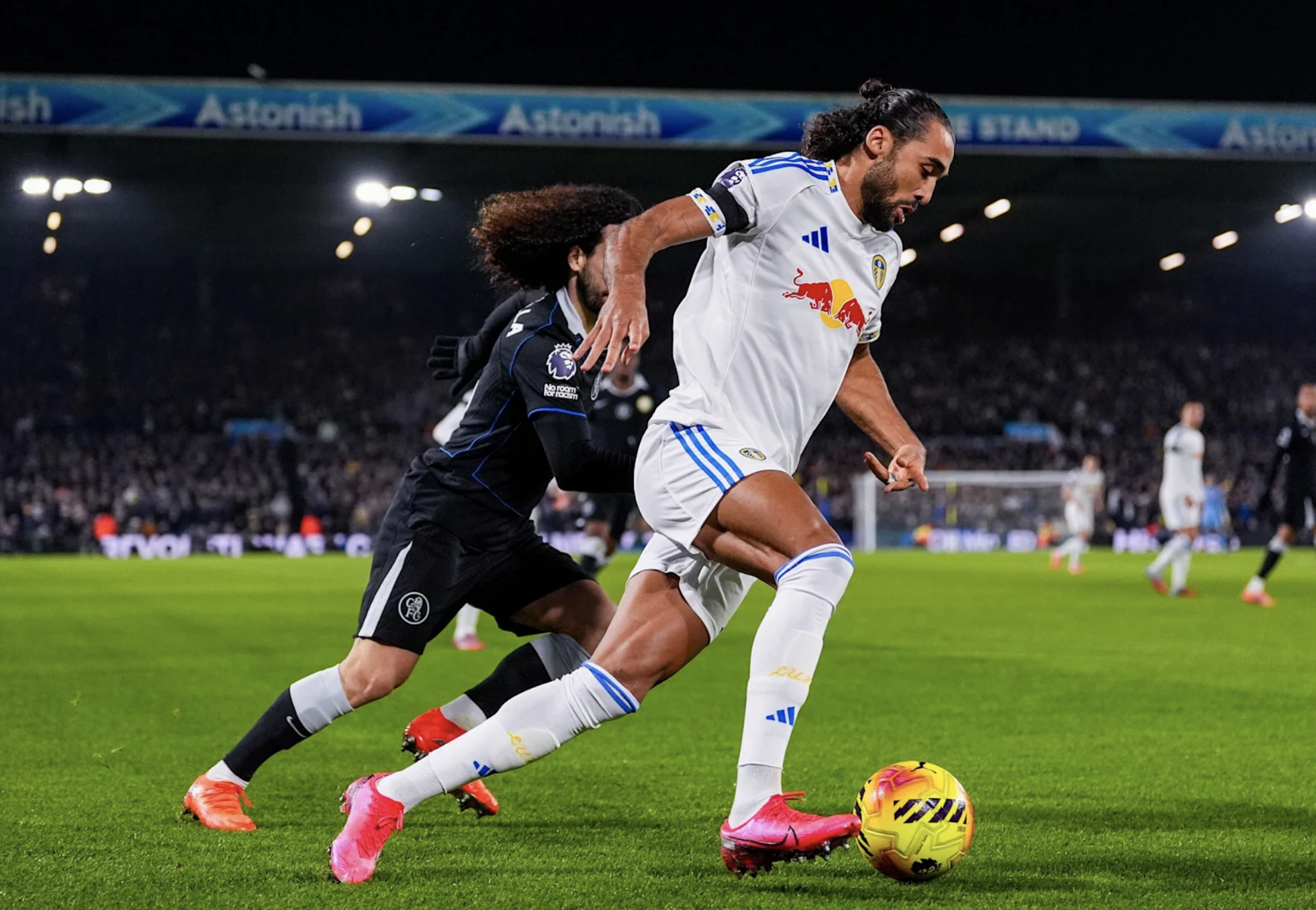 Chelsea thua sốc tân binh Ngoại hạng, Leeds United mơ thoát hiểm - Ảnh 5.
