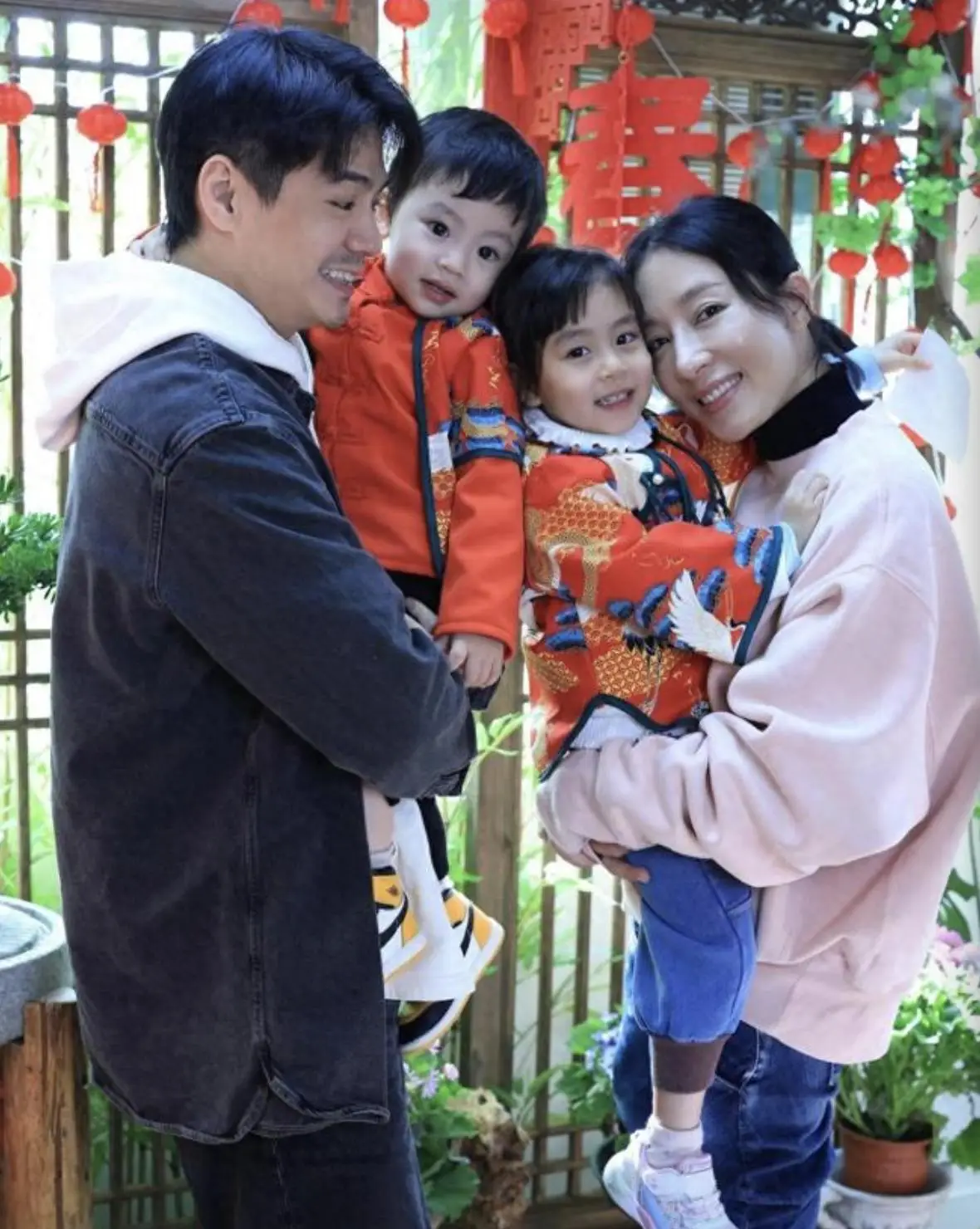 Chi tiêu hơn 330 triệu/tháng, nam diễn viên tiết lộ áp lực tài chính khi phải 