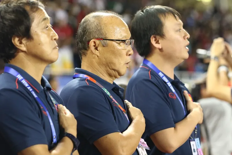 1764813497 106 Chuyen xe Fair Play cung thay Park.webp