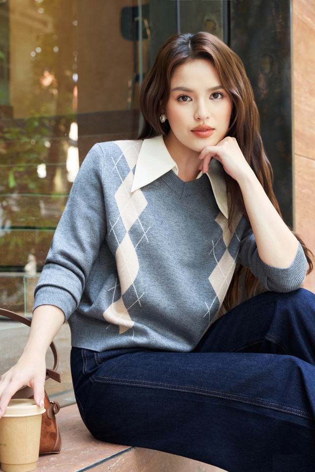 Phối đồ xếp lớp mùa đông chuẩn xu hướng, sang trọng với sơ mi trắng - Ảnh 8.