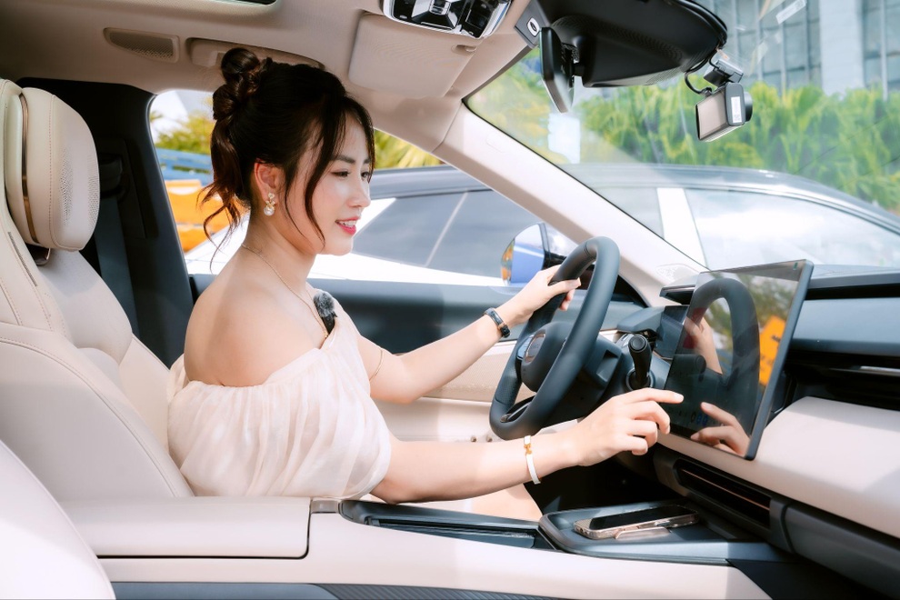 Lynk  Co 08 bán hết xe đợt đầu, tiếp tục mở nhận đặt hàng - 5