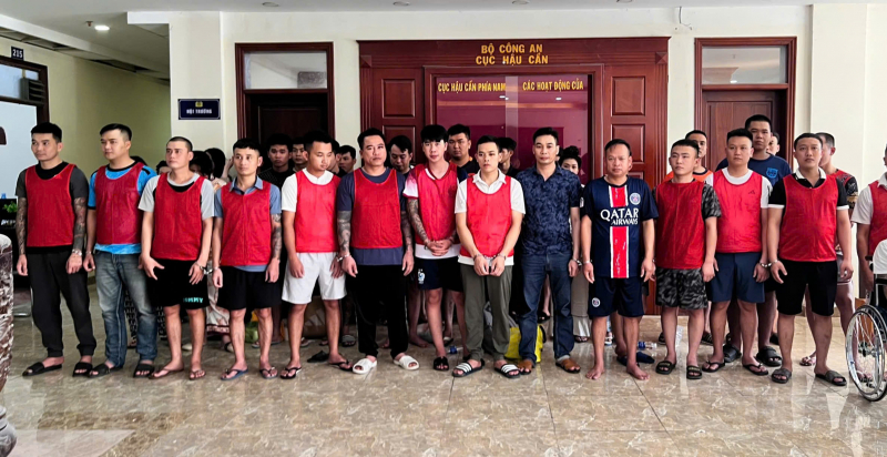 Triệt phá băng nhóm 'xã hội đen' cho vay lãi nặng, hoạt động khắp các tỉnh phía Nam 2 xã hội đen - Ảnh 2.