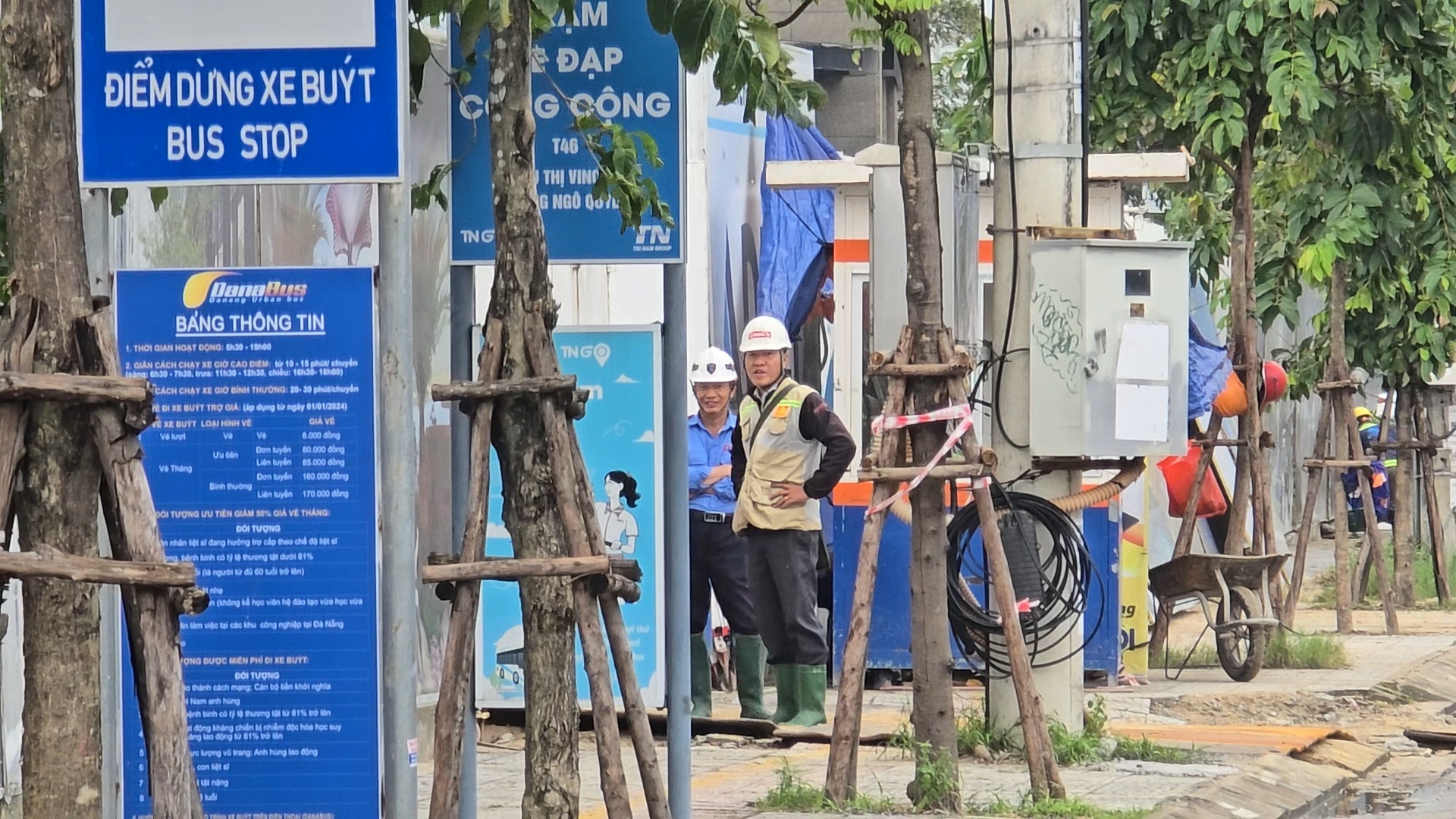 Vụ hố tử thần Đà Nẵng: Nguy cơ sụt lún trên đường Ngô Quyền - Ảnh 6.