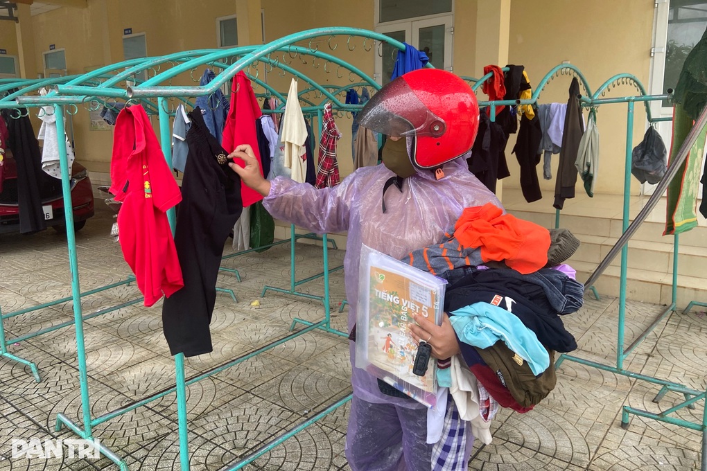 Nữ phó hiệu trưởng đến trường, lần thứ 4 phụ huynh lại đón con về - 2