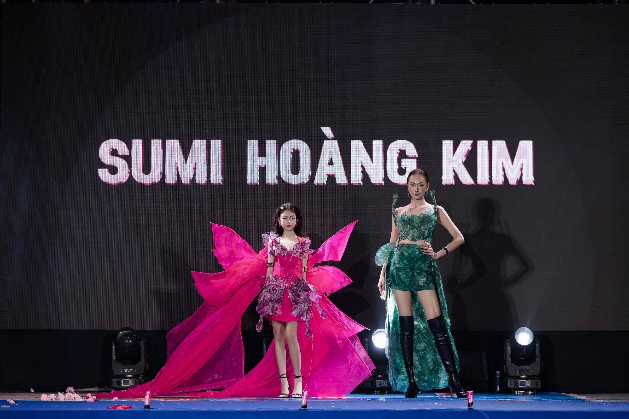 Vedette Sumi Hoàng Kim rực sáng trong Butterfly Eden tại Ocean Fest Fashion Show 2025 4 sumi-hoang-kim3-1764822529.jpg