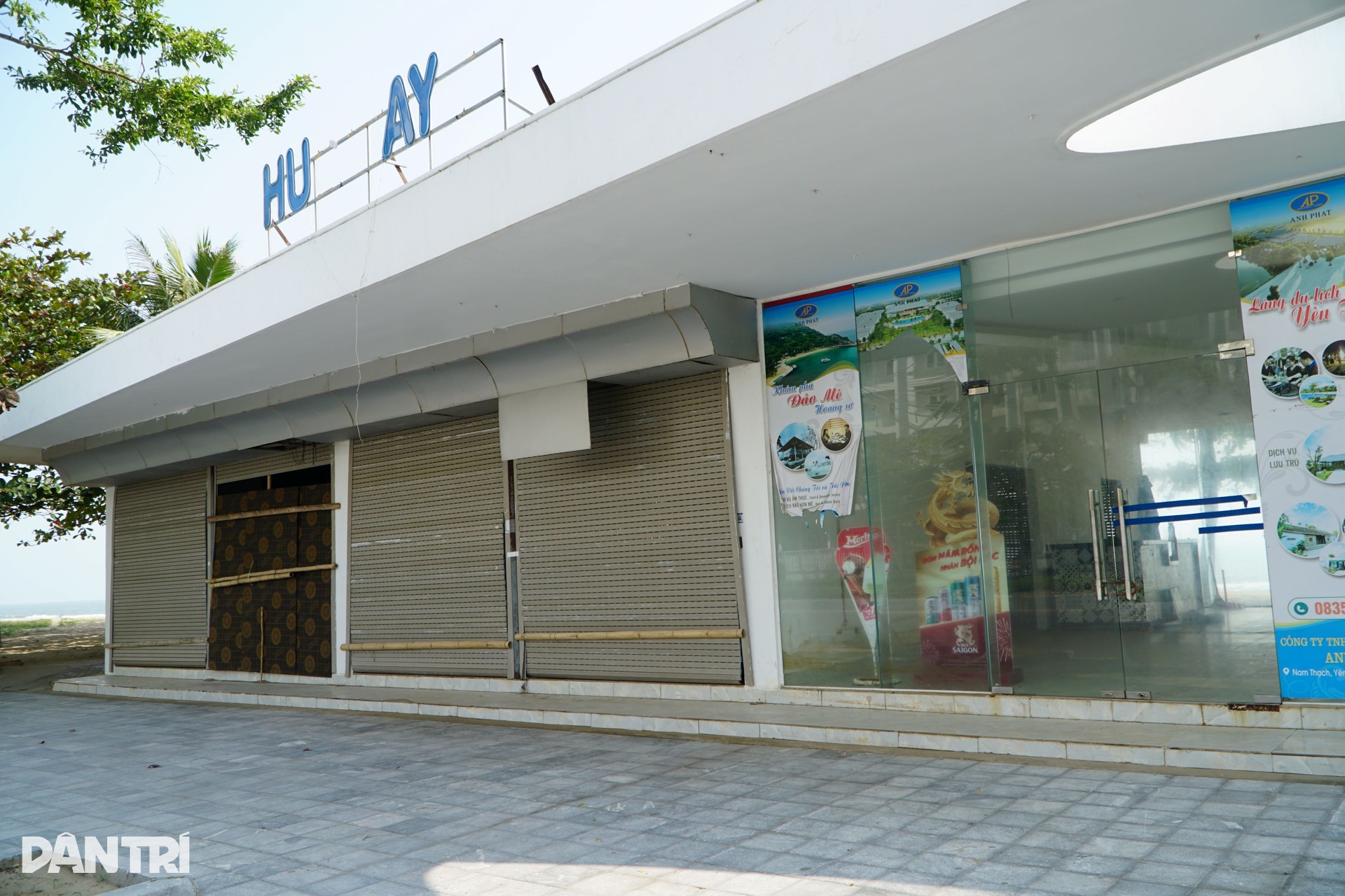 Loạt công trình FLC chuyển giao cho Sầm Sơn tơi tả, hoang tàn trên bãi biển - 9