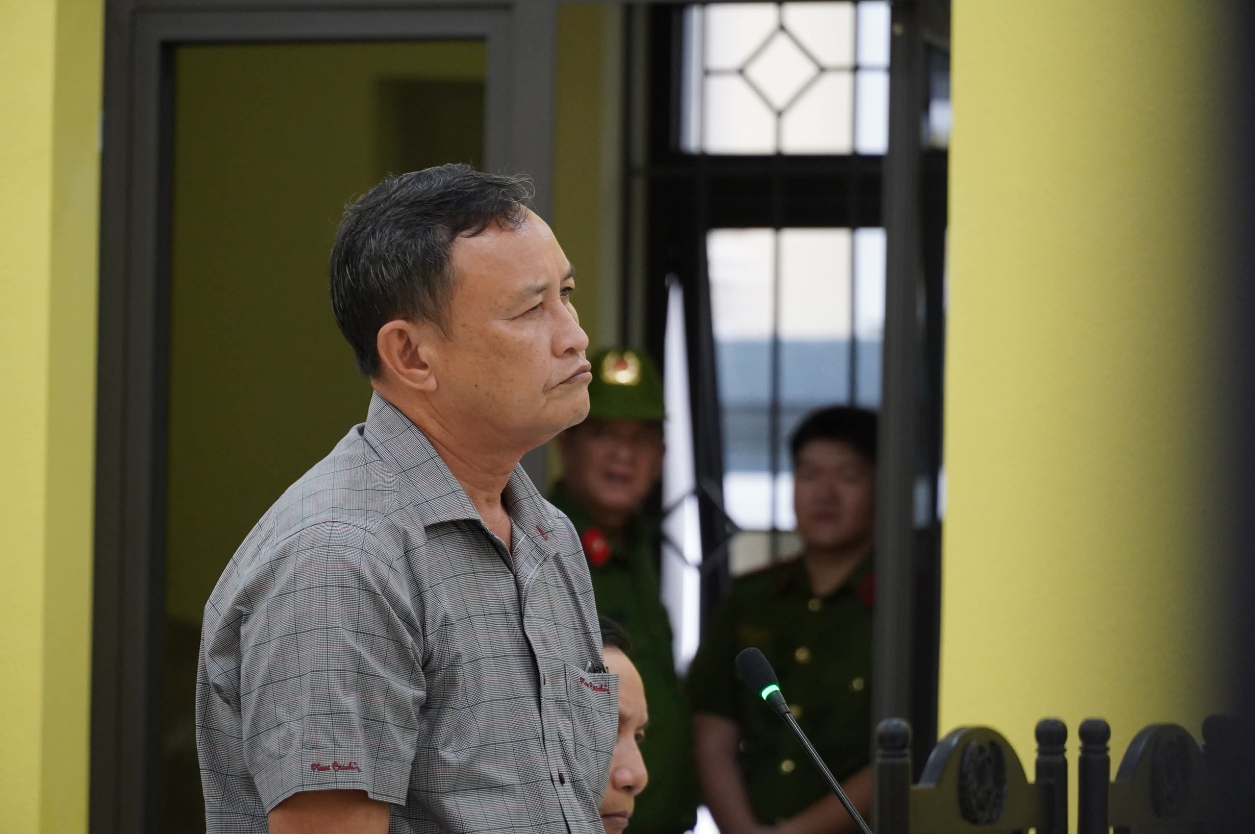 Tòa trả hồ sơ vụ cựu Giám đốc Công ty phát triển nhà Cà Mau 'gây thất thoát'- Ảnh 2.