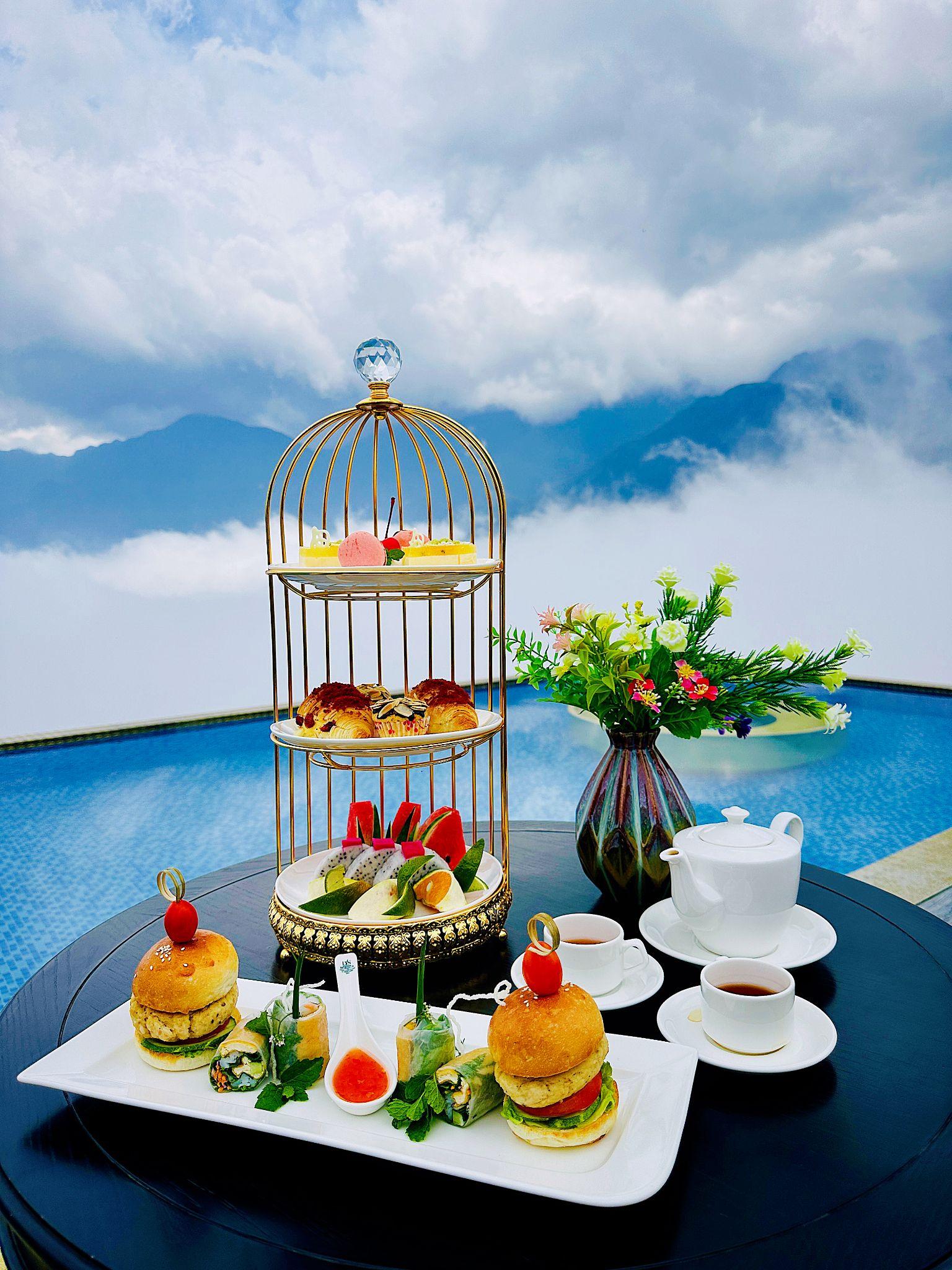 Trải nghiệm view núi chưa từng có tại bể bơi vô cực Pistachio- Ảnh 3. Trải nghiệm view núi chưa từng có tại bể bơi vô cực Pistachio- Ảnh 3.