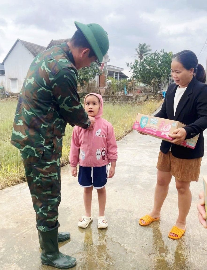 1764835443 659 Khi nhung nguoi tu te gap nhau dung luc