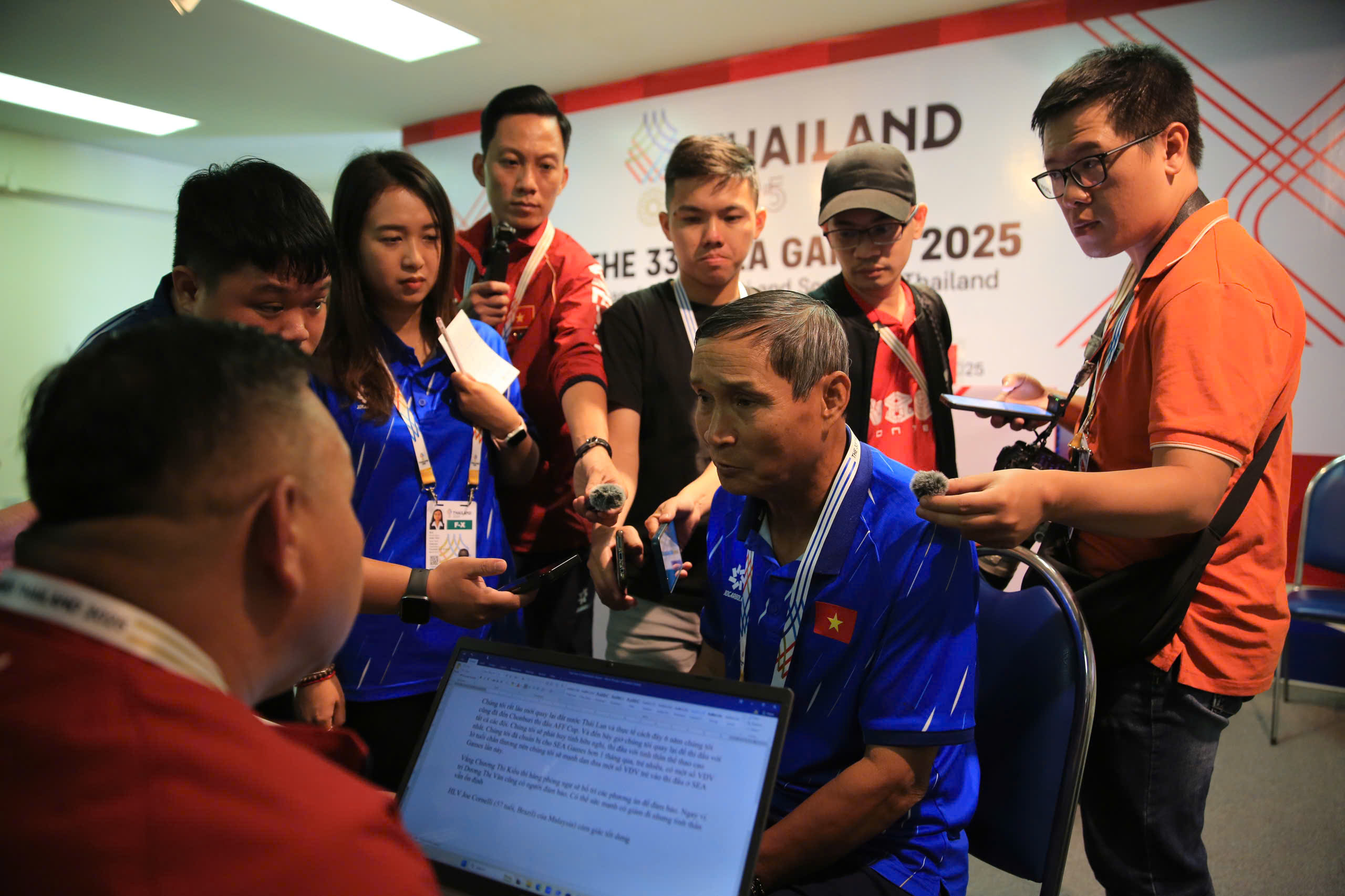 HLV Mai Đức Chung nói điều bất ngờ về Huỳnh Như, HLV Malaysia muốn gây sốc cho Việt Nam- Ảnh 3.