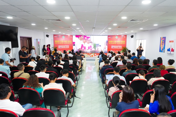 Lễ hội Ngày của Phở 2025: Sẵn sàng 20.000 tô phở ngon giá 40.000 đồng - Ảnh 2.