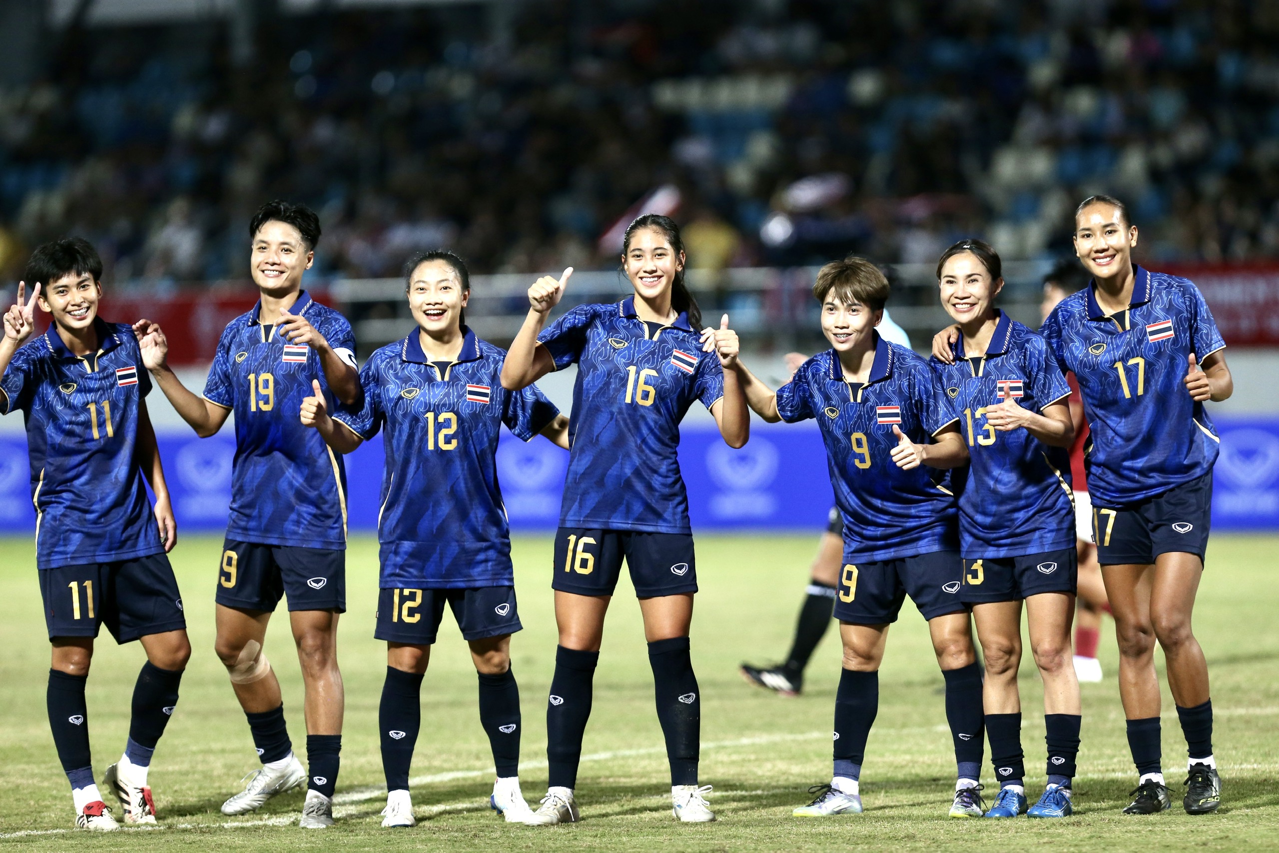 Indonesia phản lưới nhà khó tin rồi vỡ trận, đội tuyển nữ Thái Lan thắng cực đậm 8-0- Ảnh 6.