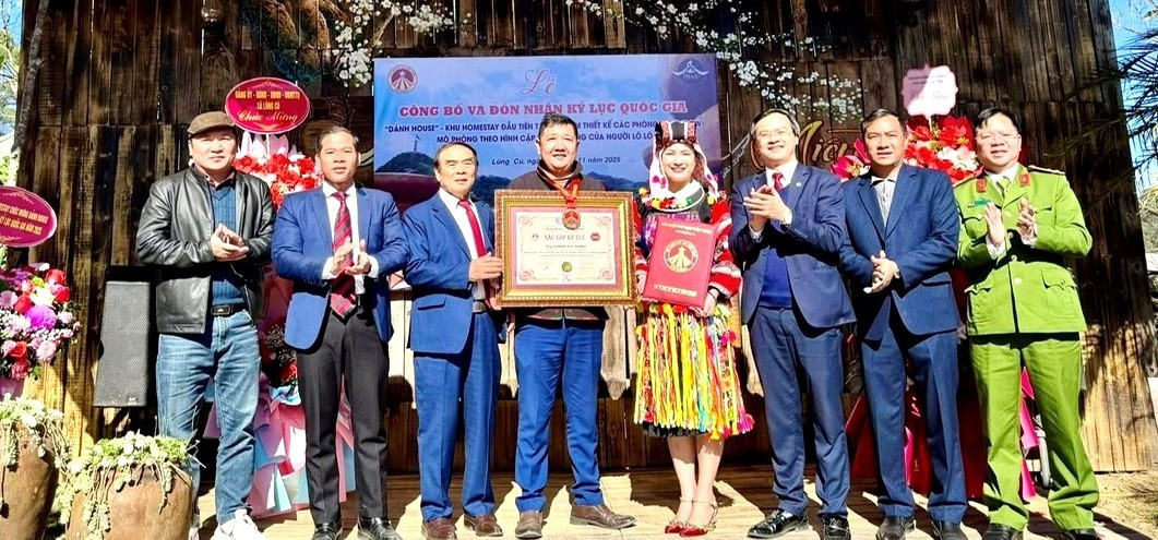 Kiến trúc 'làng trống đồng thu nhỏ' độc nhất vô nhị ở Tuyên Quang- Ảnh 3.