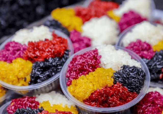 Chán Phượng Hoàng Cổ Trấn, giới trẻ rủ nhau sang Bách Sắc: Thiên đường ẩm thực 