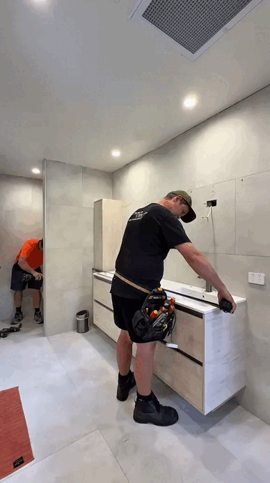 Nữ diễn viên lùn nhất Việt Nam lấy chồng tỷ phú, sống như Nữ diễn viên lùn nhất Việt Nam lấy chồng tỷ phú, sống như