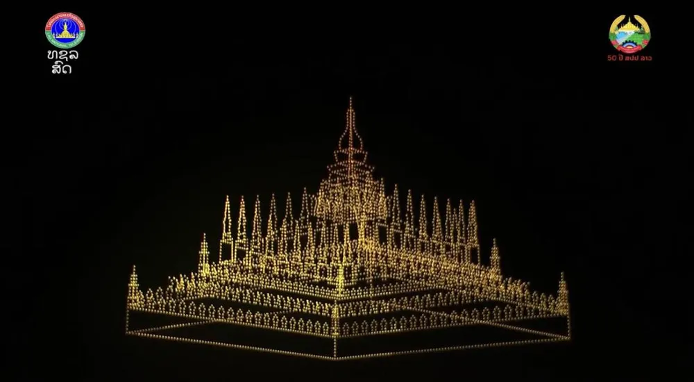 0312 Trình diễn drone kỷ niệm 50 năm Quốc khánh Lào_6.jpg