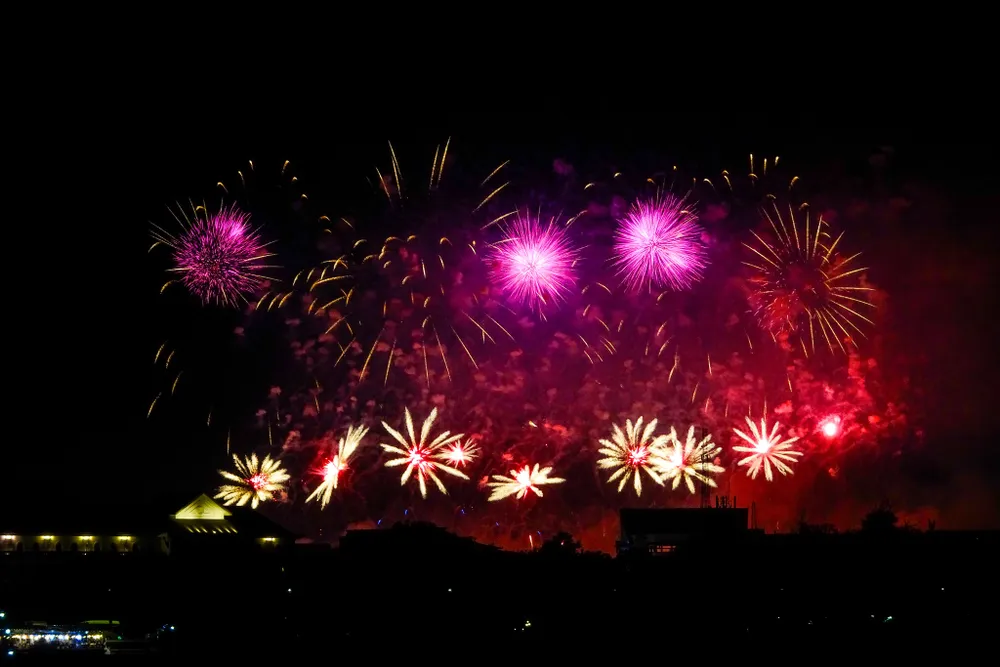 0312 Trình diễn UAV, pháo hoa kỷ niệm 50 năm Quốc khánh Lào_6.jpg