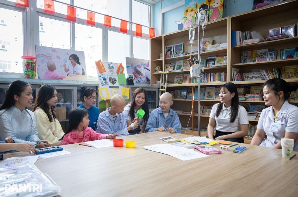 Kiệt quệ vì chữa ung thư, cậu bé vẫn ôm ước mơ được quay lại trường học - 9