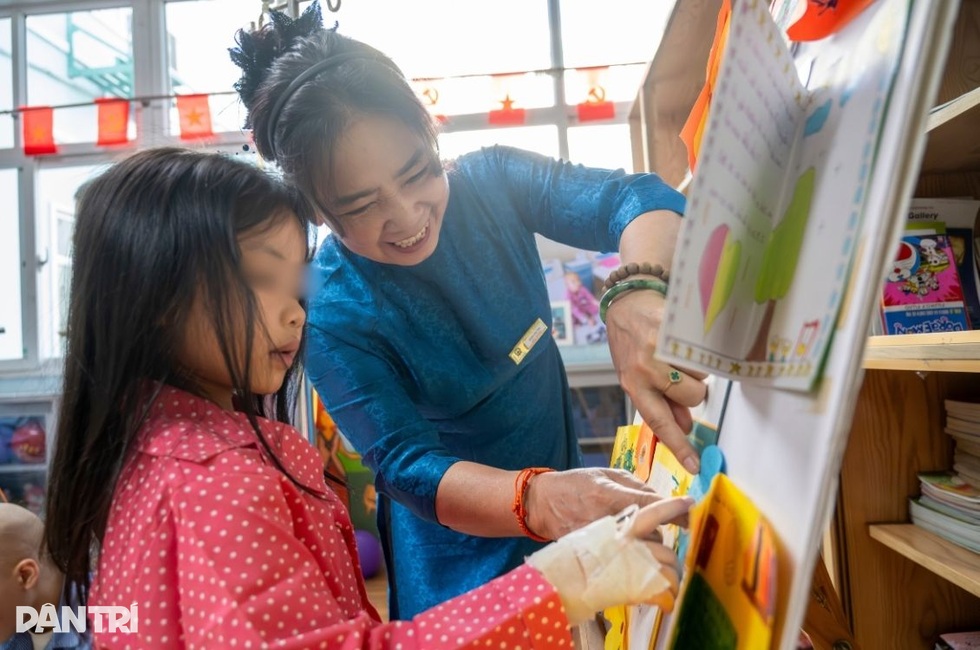 Kiệt quệ vì chữa ung thư, cậu bé vẫn ôm ước mơ được quay lại trường học - 12