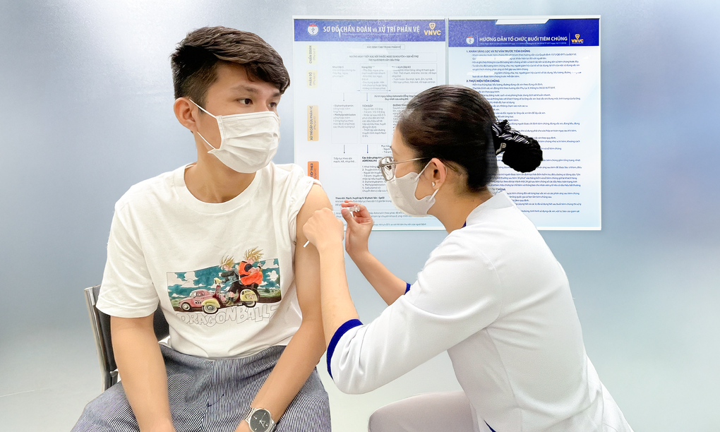 Cầu thủ bóng đá phải cắt bỏ chân vì mắc bệnh do não mô cầu - 5