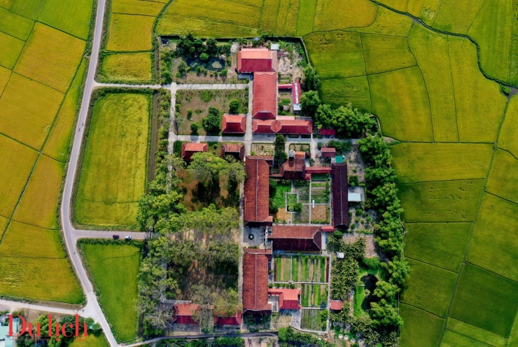 Tiểu chủng viện Làng Sông ở Gia Lai xơ xác sau bão - 13