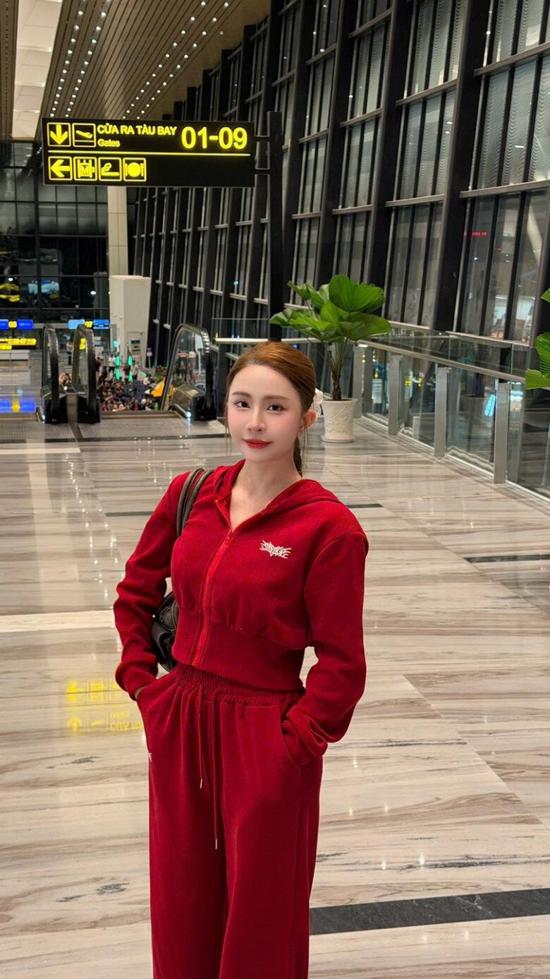 Sao Việt 24h: Con gái út nhà Quyền Linh lộ mặt mộc xinh hơn trang điểm khi chơi bóng rổ, hoạt bát đúng tuổi 17 - 8