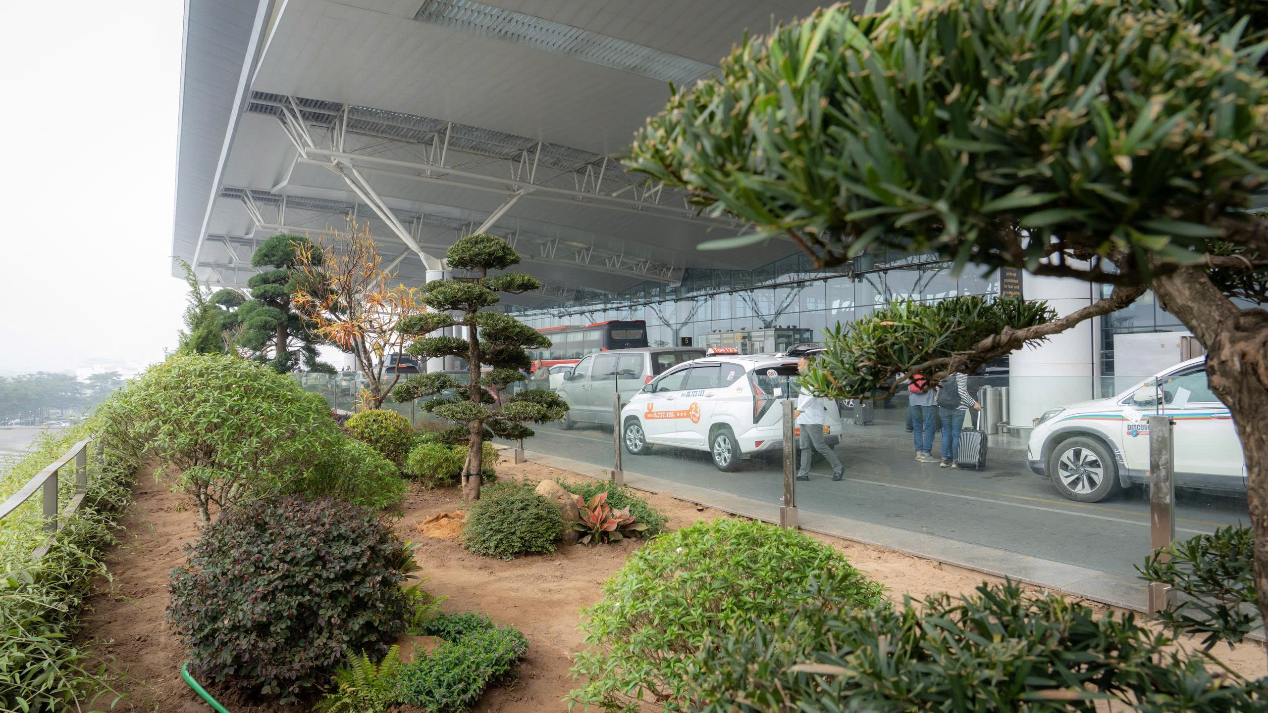 Công nghệ sân bay thông minh tại Nội Bài: Khám phá máy soi chiếu 3D hiện đại - Ảnh 13.