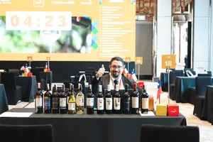 Cá hồi, rượu vang Chile chinh phục bàn ăn Việt