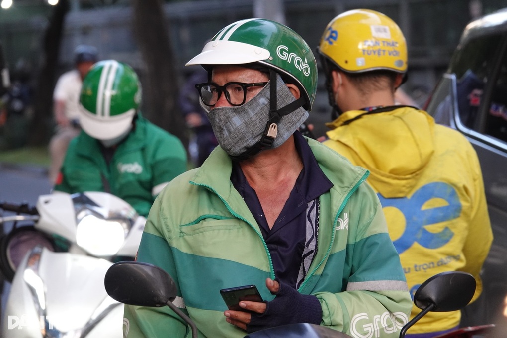 Hà Nội cấm xe máy xăng theo giờ vào vành đai 1, hãng xe công nghệ nói gì? - 2