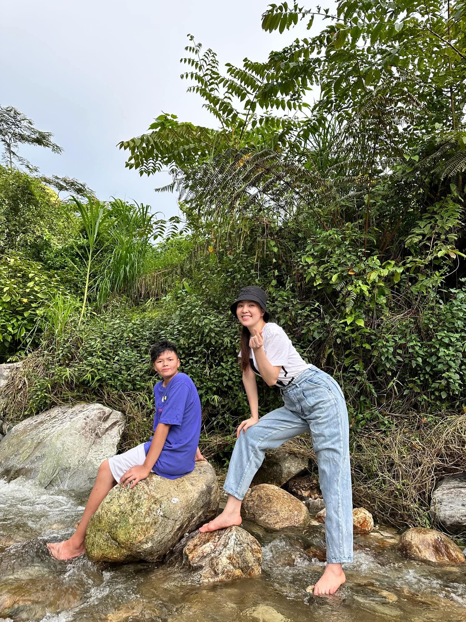 Quý tử đầu lòng của vợ chồng Thụy Vân.