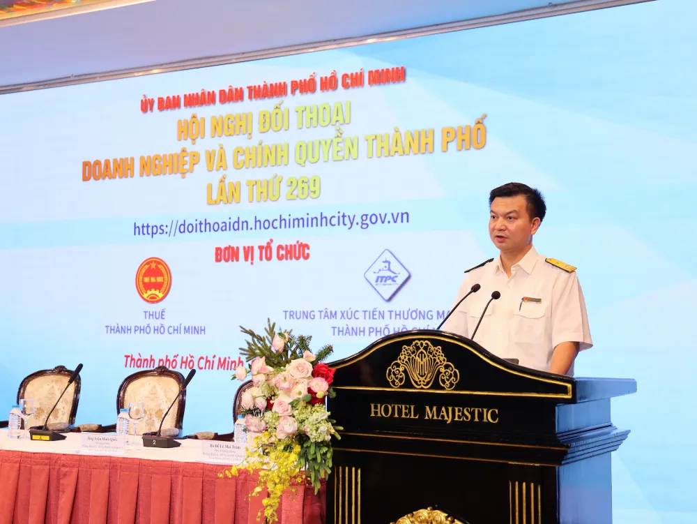 Ông Giang Văn Hiển, Phó trưởng Thuế TP.HCM. Ảnh: QH hoa-don-tphcm-thue-cong-ty-ma2.JPG