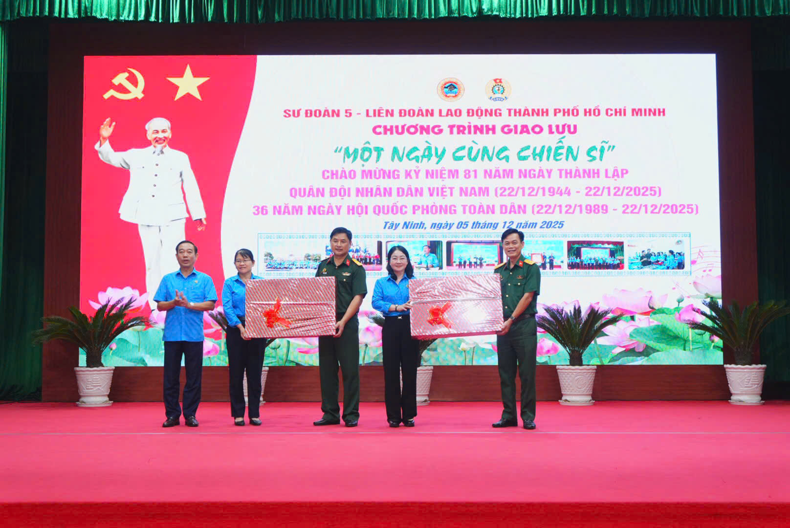 Ấm tình quân – dân trong chương trình 