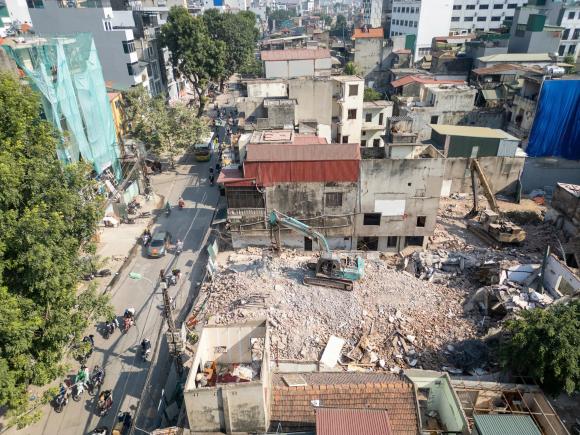 đắt nhất hành tinh, đường đắt nhất hành tinh, Vành đai 1