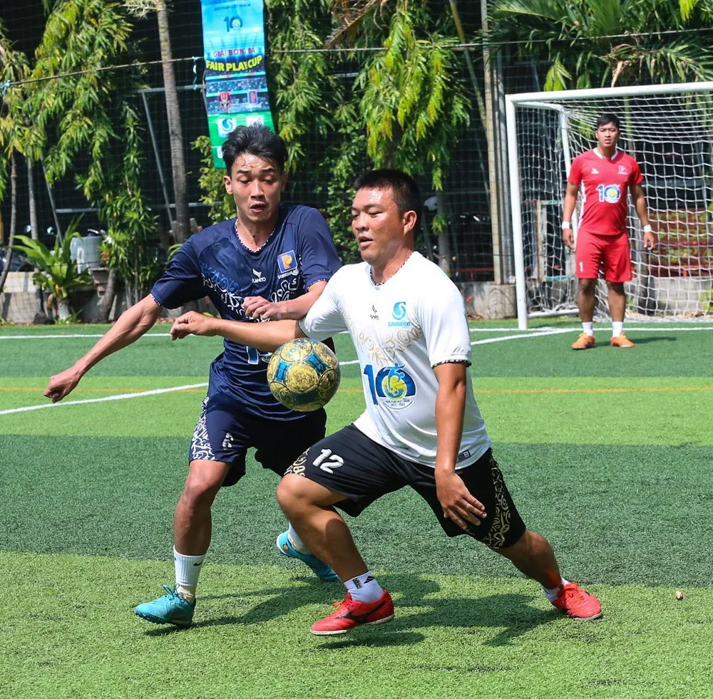 Trận Petrolimex thắng Sawaco 4-0 ở bán kết. Trận Petrolimex thắng Sawaco 4-0 ở bán kết.