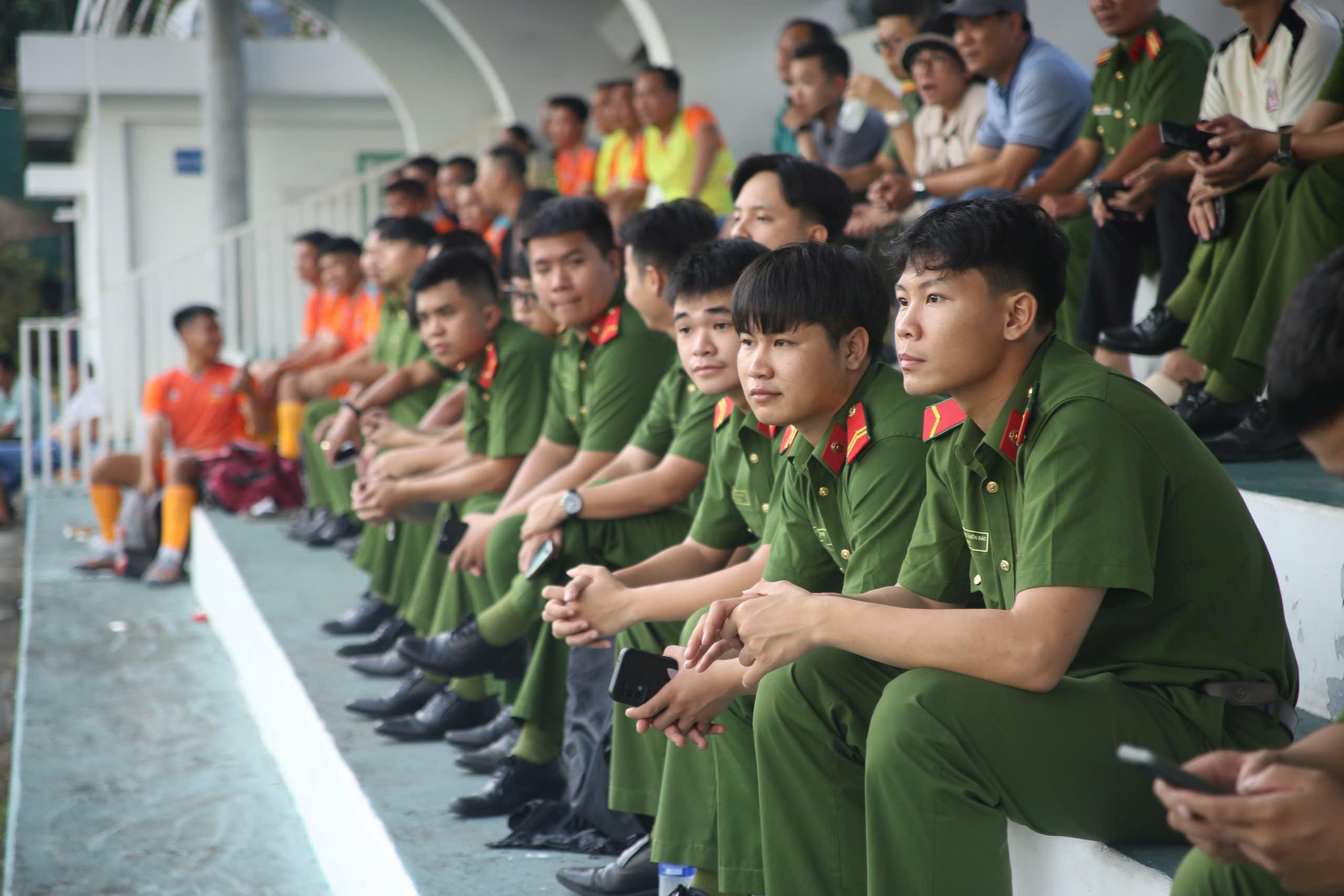 bóng đá - Ảnh 2.