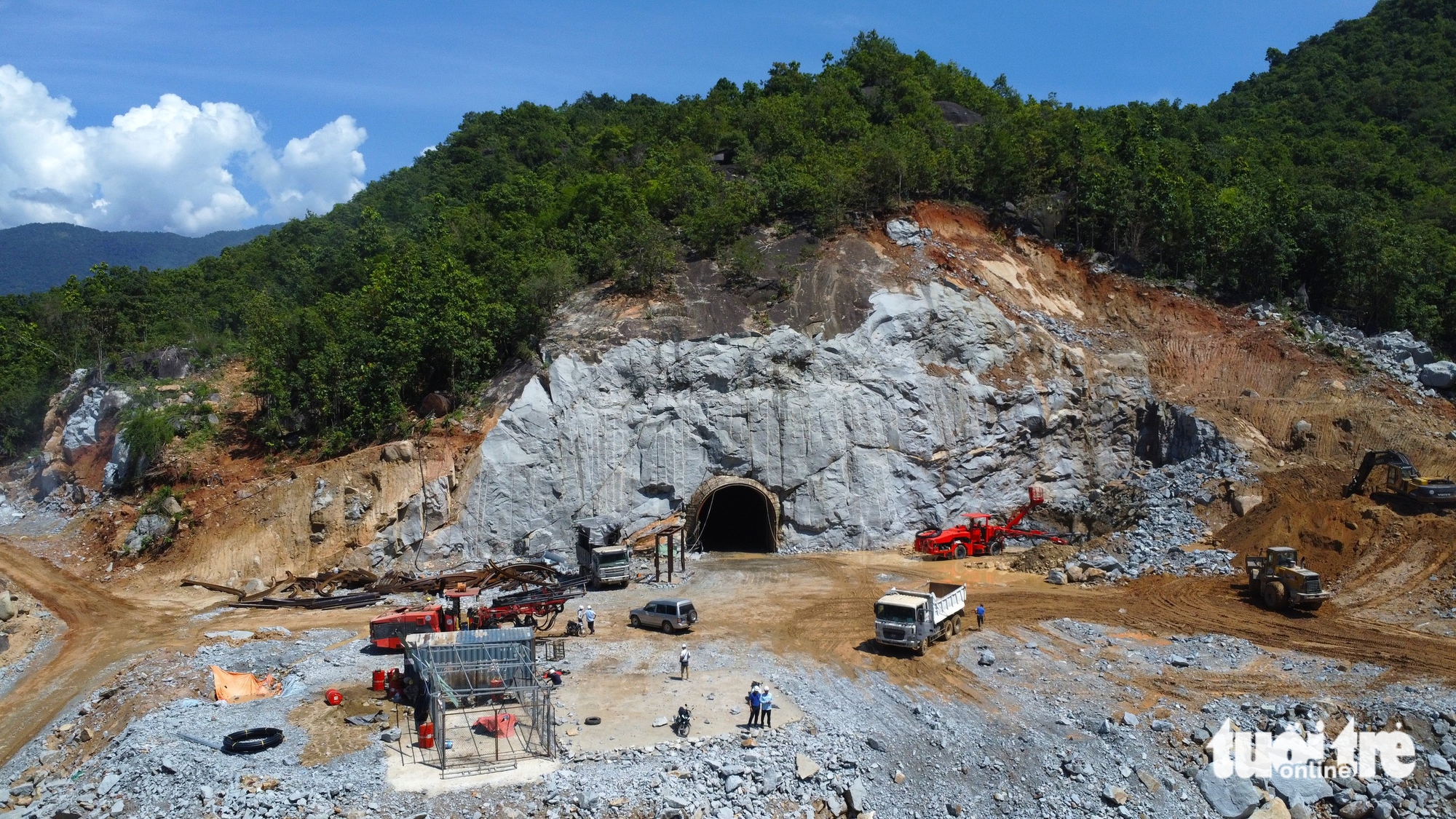 Khánh Hòa - Ảnh 2.