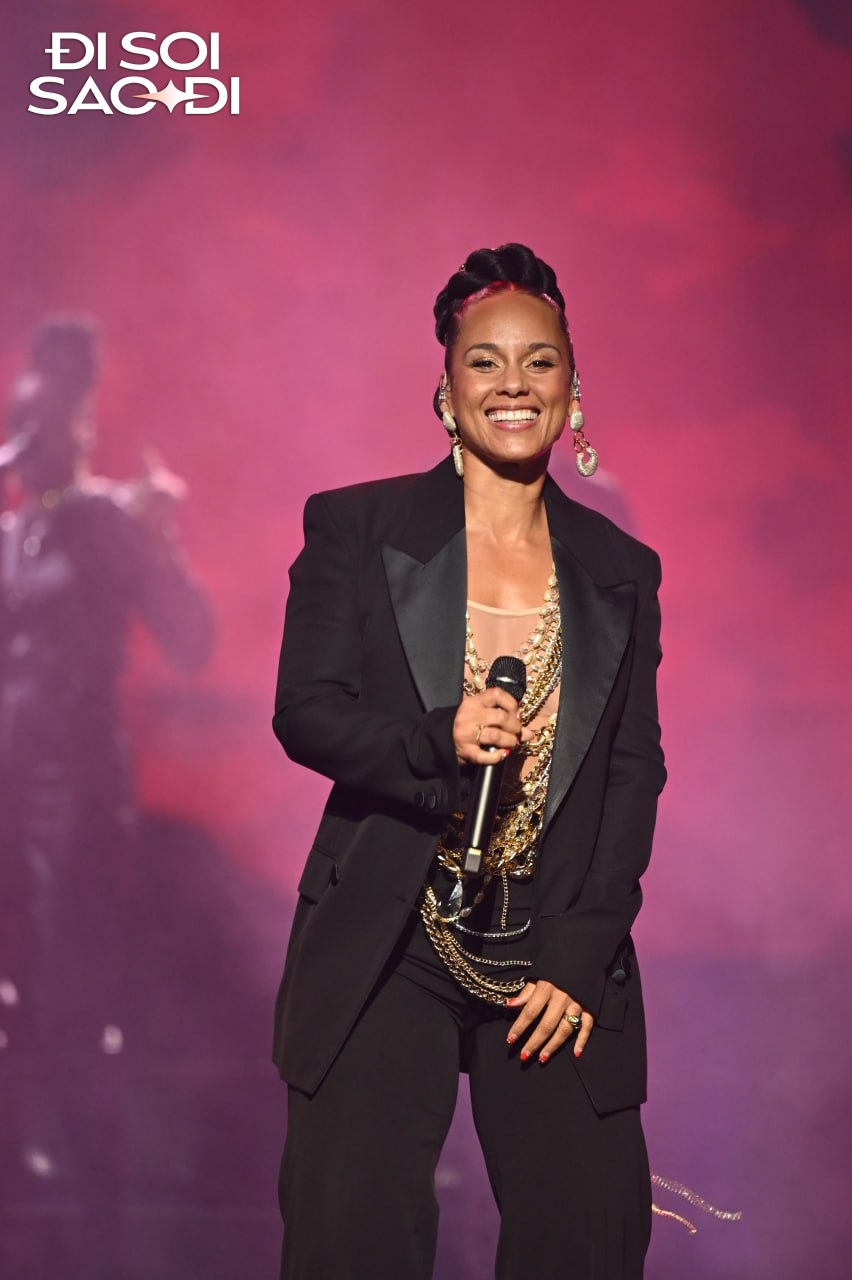 Phỏng vấn nóng siêu sao Alicia Keys: Việt Nam quá thú vị để trải nghiệm!- Ảnh 3. Phỏng vấn nóng siêu sao Alicia Keys: Việt Nam quá thú vị để trải nghiệm!- Ảnh 3.