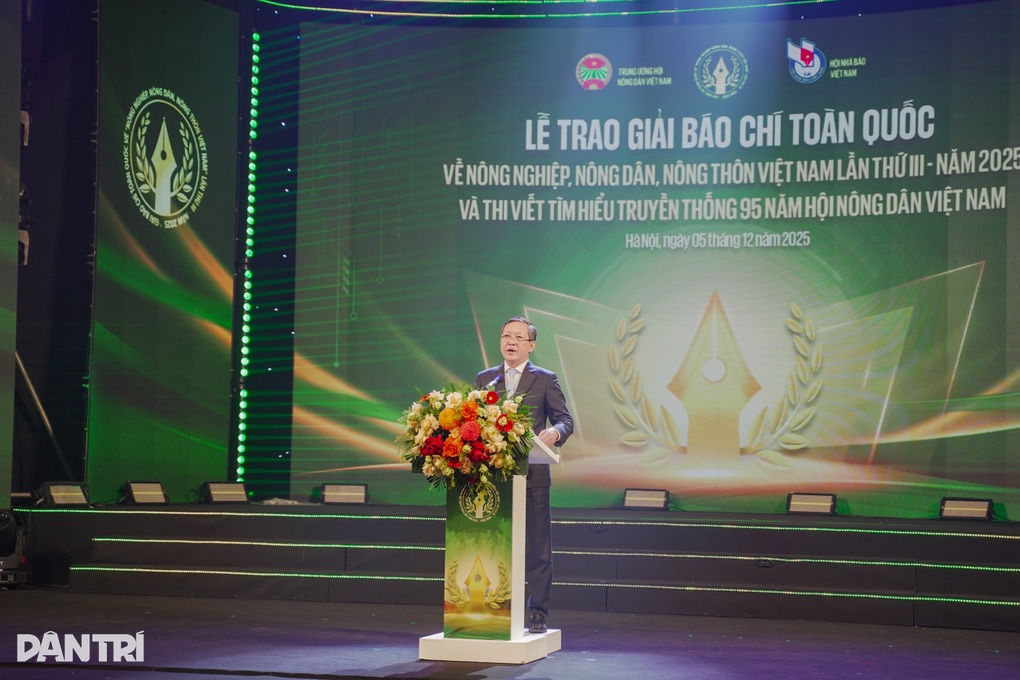 Báo Dân trí đạt giải báo chí toàn quốc về nông nghiệp, nông dân, nông thôn - 2