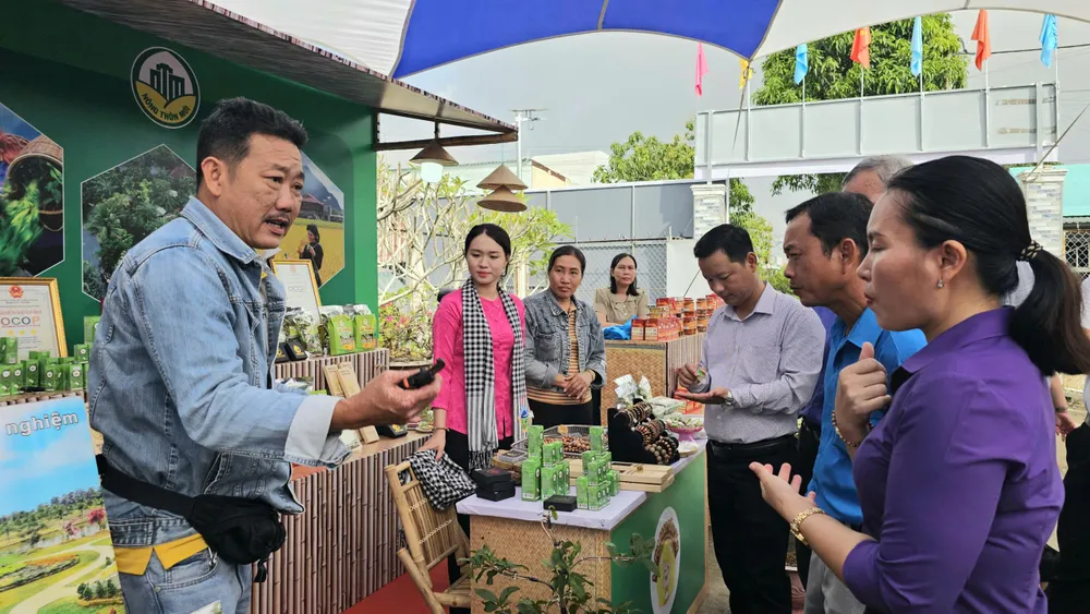 sản phẩm du lịch 3.jpg