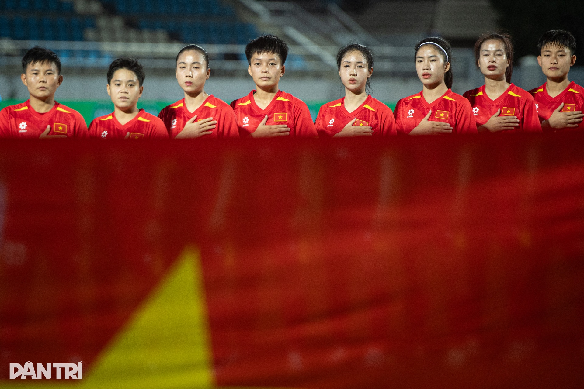 Cánh én Thanh Nhã tái xuất, góp sức vào chiến thắng 7-0 trước Malaysia - 2 Cánh én Thanh Nhã tái xuất, góp sức vào chiến thắng 7-0 trước Malaysia - 2