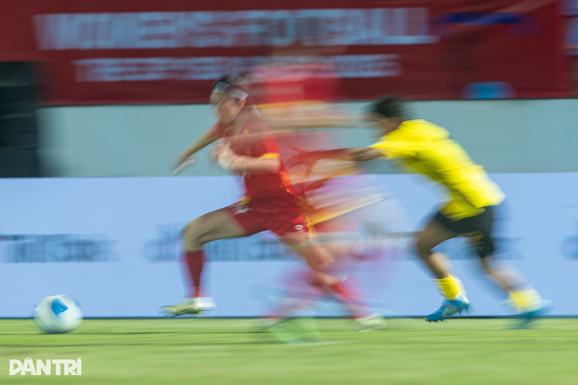 Cánh én Thanh Nhã tái xuất, góp sức vào chiến thắng 7-0 trước Malaysia - 5 Cánh én Thanh Nhã tái xuất, góp sức vào chiến thắng 7-0 trước Malaysia - 5