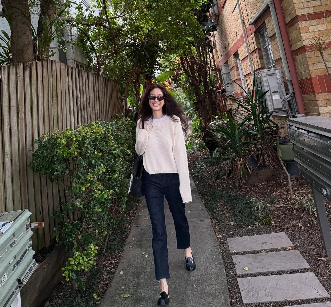 Ngắm mà mê style tối giản, chất đến từng bộ của nữ diễn viên 44 tuổi- Ảnh 7.