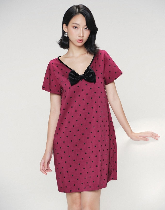 Họa tiết cổ điển 'tái xuất', bí quyết làm nên bản phối đẹp nhất mùa 7 Họa tiết cổ điển 'tái xuất', bí quyết của bản phối đẹp nhất mùa - Ảnh 10.