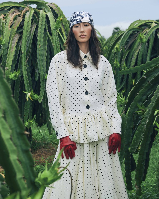 Họa tiết cổ điển 'tái xuất', bí quyết làm nên bản phối đẹp nhất mùa 6 Họa tiết cổ điển 'tái xuất', bí quyết của bản phối đẹp nhất mùa - Ảnh 9.