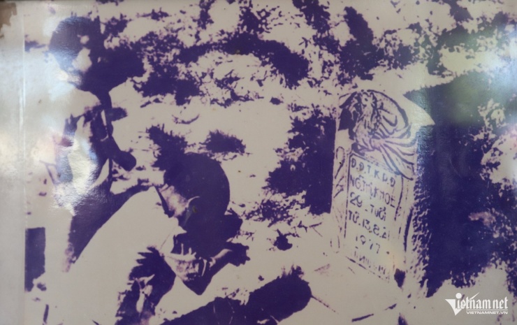 Du khách bật khóc khi đến di tích lưu giữ ký ức đặc biệt ở vùng biên giới 7 Du khách bật khóc khi đến di tích lưu giữ ký ức đặc biệt ở vùng biên giới - 6