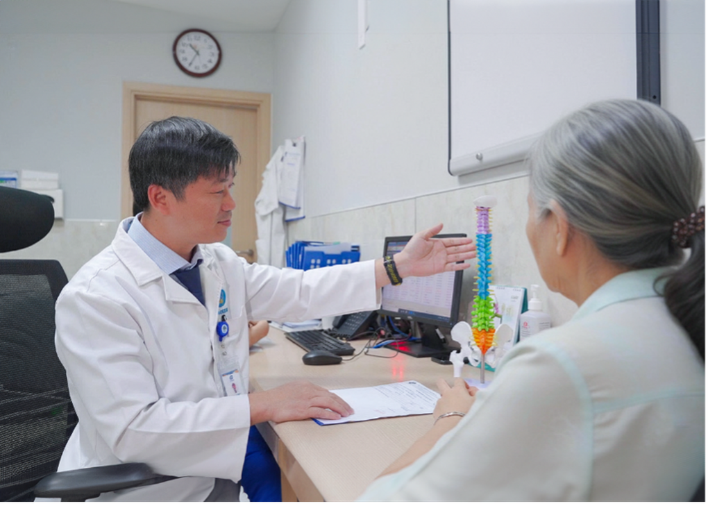 Thói quen ngủ tưởng vô hại có thể khiến cổ vai gáy đau mỗi sáng - 2